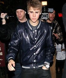 Billy's Hot Picks 740 Justin Beiber 583debea14129.jpg