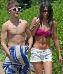 Billy's Hot Picks 739 Justin Beiber 583dec5570883.jpg