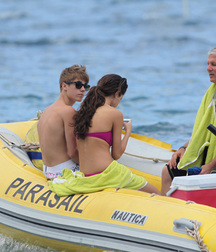 Billy's Hot Picks 739 Justin Beiber 583dec668ce43.jpg