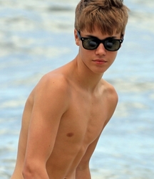 Billy's Hot Picks 745 JB Shirtless 583df2bc9beb8.jpg