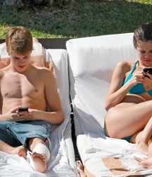 Billy's Hot Picks 745 JB Shirtless 583df2d293c52.jpg