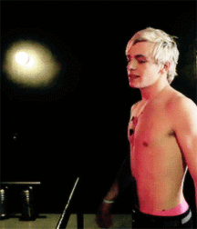 Billy's Hot Picks 765 Gifs 584b39b57e986.gif