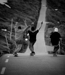 Billy's Hot Picks 777 Skaters 585306d6c93f7.jpg
