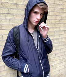Billy's Hot Picks 790 586351bd1f046.jpg