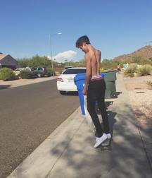Billy's Hot Picks 825 Hunter Rowland 58aa39241ad90.jpg