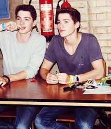 Billy's Hot Picks 869 Jack and Finn 58d6e4f7edc00.jpg