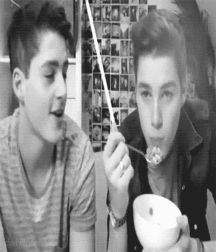 Billy's Hot Picks 869 Jack and Finn 58d6e564edfd9.gif