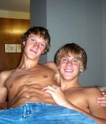 Billy's Hot Picks 891 Shirtless 58fa62bb7144f.jpg