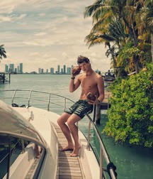 Billy's Hot Picks 926 Taylor Caniff 5921f0cbcfd25.jpg