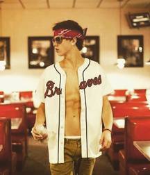 Billy's Hot Picks 926 Taylor Caniff 5921f0f195b48.jpg