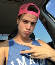Billy's Hot Picks 926 Taylor Caniff 5921f0f339633.jpg