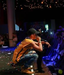 Billy's Hot Picks 926 Taylor Caniff 5921f0f6d33c8.jpg