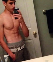 Billy's Hot Picks 946 Selfies 592dfe6bccbe4.jpg