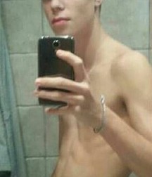 Billy's Hot Picks 946 Selfies 592dfe73a6902.jpg