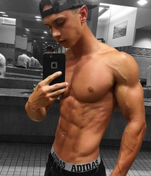 Billy's Hot Picks 946 Selfies 592dfe7f83081.jpg