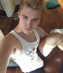 Billy's Hot Picks 957 59347272cf49f.jpg