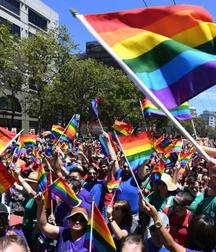 Billy's Hot Picks 960 Gay Pride 593473ca1bc2a.jpg