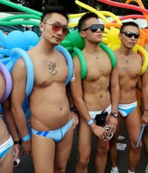 Billy's Hot Picks 960 Gay Pride 593473d8ba2a3.jpg
