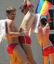 Billy's Hot Picks 960 Gay Pride 593473ef1be71.jpg