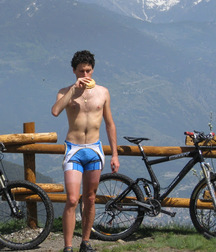 Billy's Hot Picks 1002 594c768c99d0e.jpg