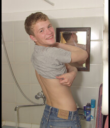 Cute Blond lad 5eb70caf79ed2.jpg