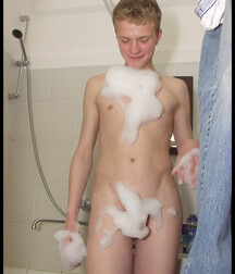 Cute Blond lad 5eb70cfb01415.jpg