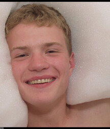 Cute Blond lad 5eb70d6a0c182.jpg