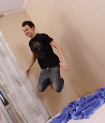 Cute brunet lad  5eb70e7617a12.jpg