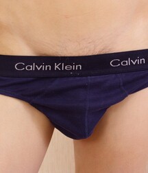 Cute brunet lad  5eb70f0f36ed7.jpg