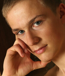 Blushing boi is back boys gay porn 5eb713f71be26.jpg