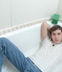 Cute boi, nice bussy 5eb715c8e1825.jpg