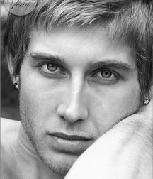 Blond Hunk Luis Set 5748e13ba89f6.jpg