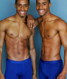 Twin Brothers 03 574cf162a65c8.jpg