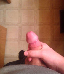 Twinks With iPhones 5750d52777954.jpg