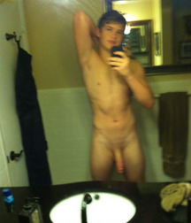 Selfie Time 3 578eb80aaad62.jpg