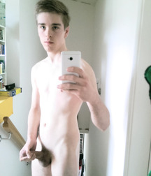 Selfie Time 4 57bf43e634dfd.jpg