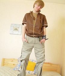 Aaron Blond Guy Set 57cca98572990.jpg