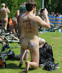 Bromance 02 58125b331218a.jpg