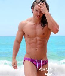 Long Hair Boys 21 586614a304d1d.jpg