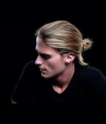 Long Hair Boys 22 586b18683f4a5.jpg