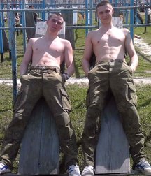 Bromance 03 586b1ade334bc.jpg