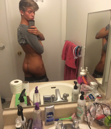 Selfie Time 7 586d8da95f82a.jpg