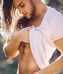 Long Hair Boys 23 586d96007bed2.jpg