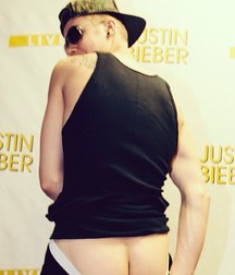 That Ass 16 586d9c2d3adbb.jpg