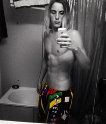 Long Hair Boys 24 587492abb9e0e.jpg