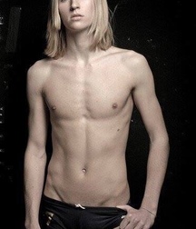 Long Hair Boys 24 587492b6b7290.jpg