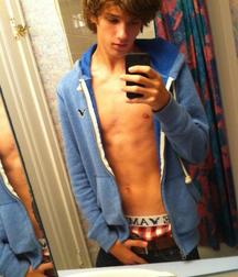 Undies 26 58b5c32284adb.jpg