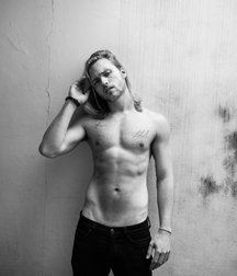 Long Haiy Boys 30 58edab43a7d90.jpg