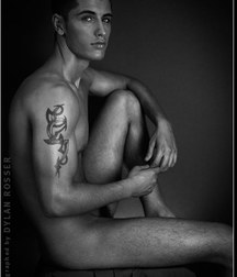 Vince and Vincent Muscle Studs Set 58f01a07bb33c.jpg
