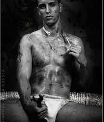 Vince and Vincent Muscle Studs Set 58f01a1ebdd34.jpg
